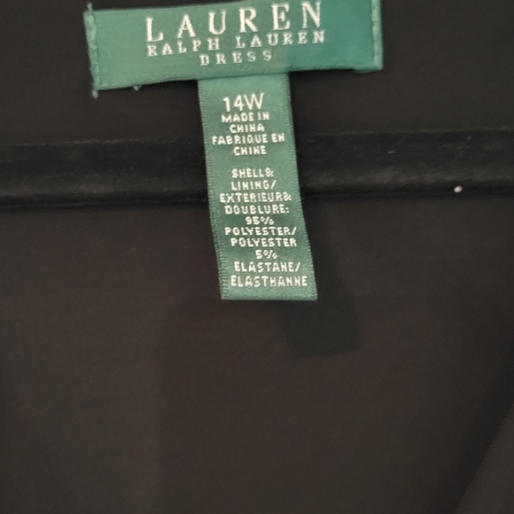 Dress - Picture 3 of 3